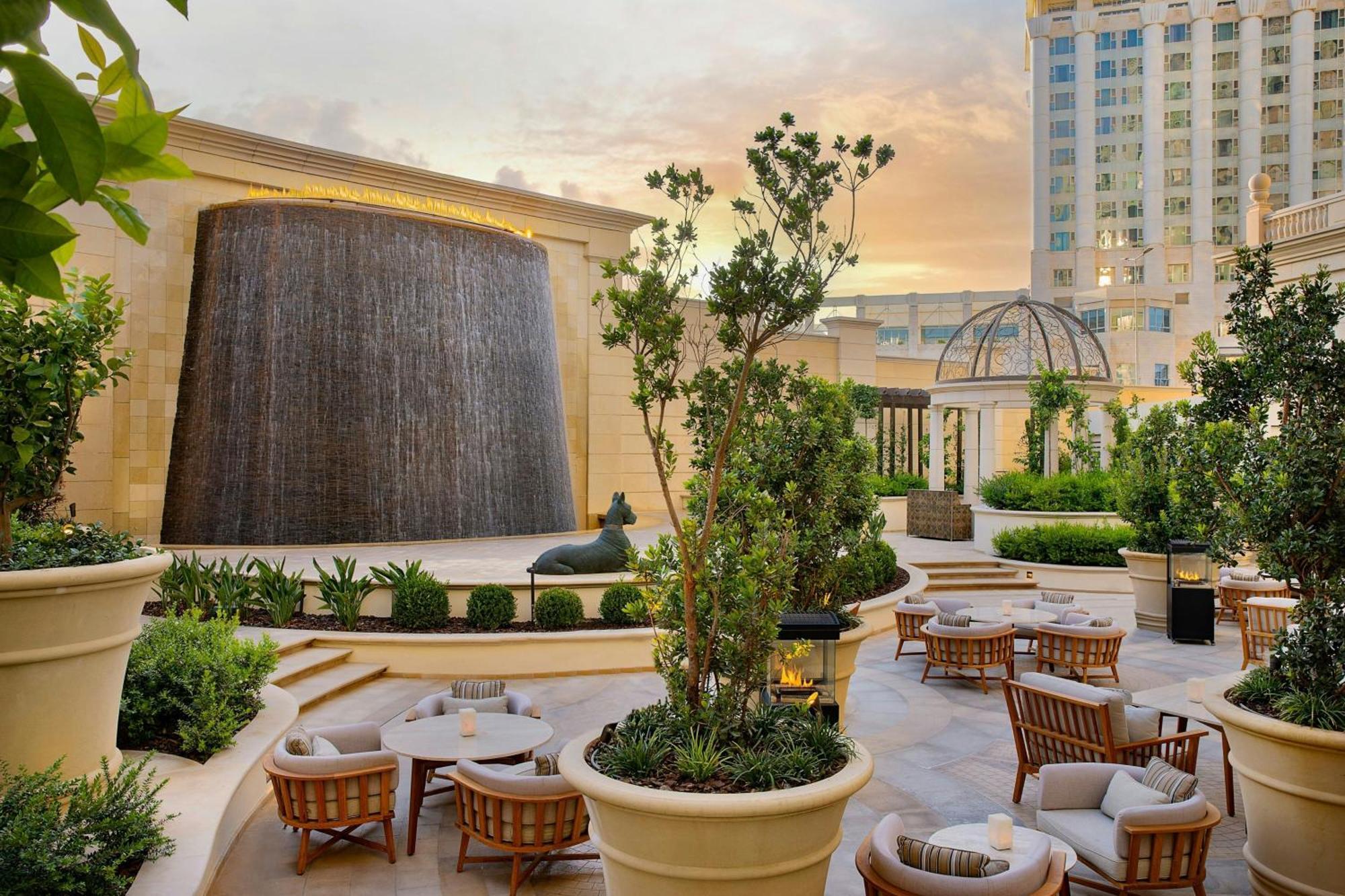 Готель The Ritz-Carlton, Амман Екстер'єр фото The Waterfall at Wynn