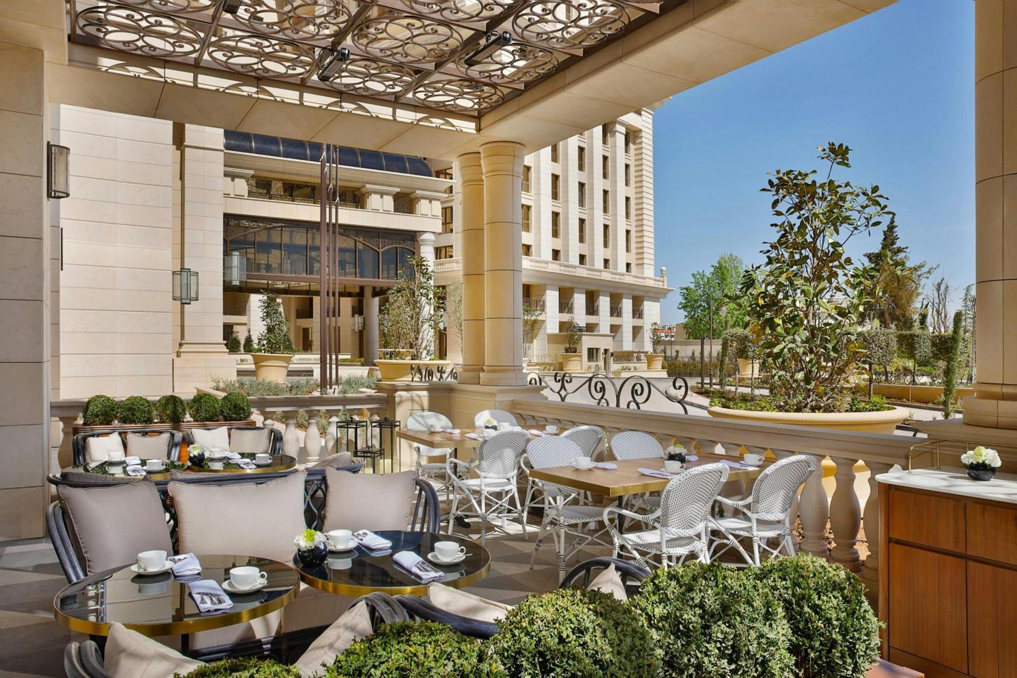 Готель The Ritz-Carlton, Амман Екстер'єр фото The Terrace