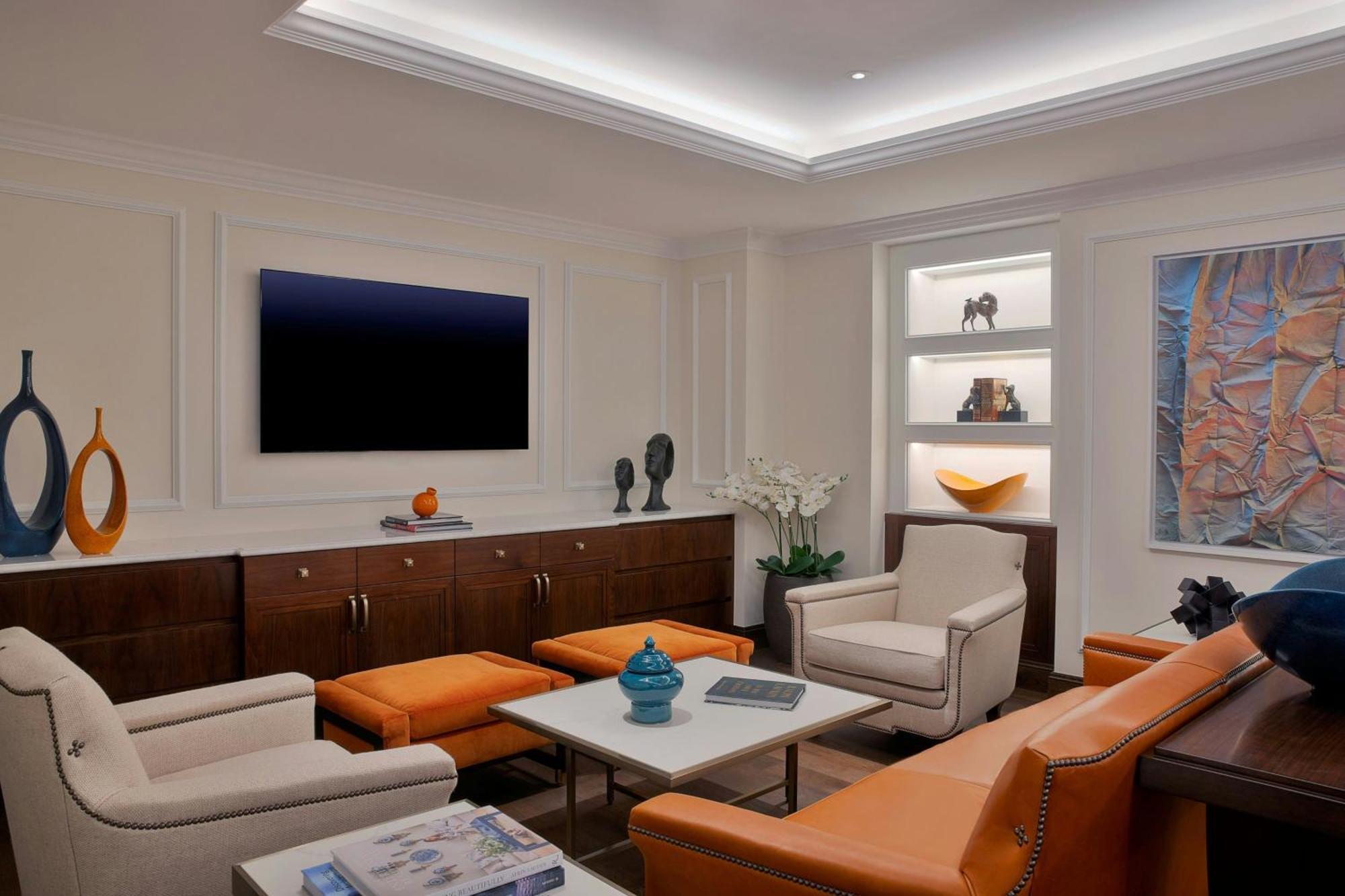 Готель The Ritz-Carlton, Амман Екстер'єр фото A living room with indirect lighting